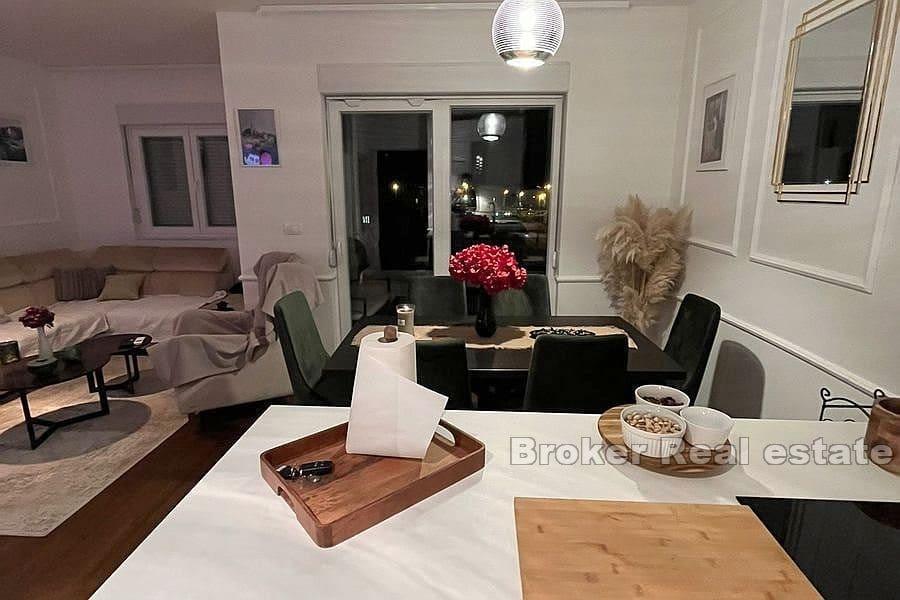 Apartament z trzema sypialniami i widokiem na morze