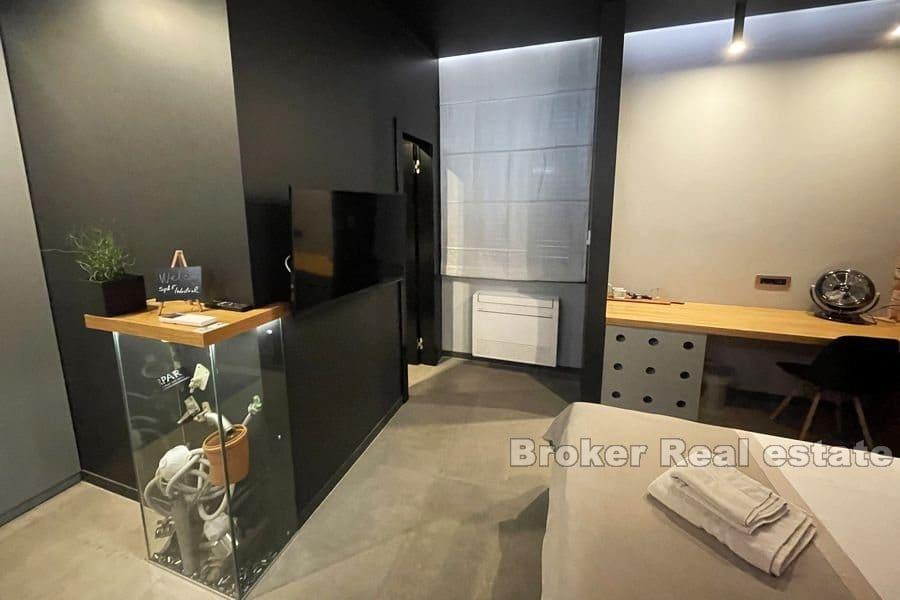 Manuš, lyxig lägenhet med tre rum