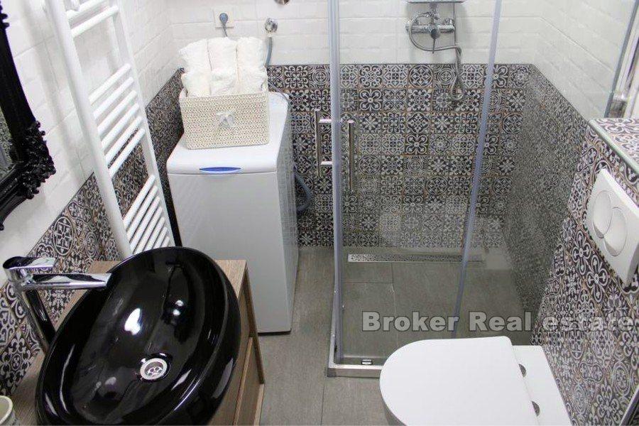 Квартира с новым ремонтом в центре города