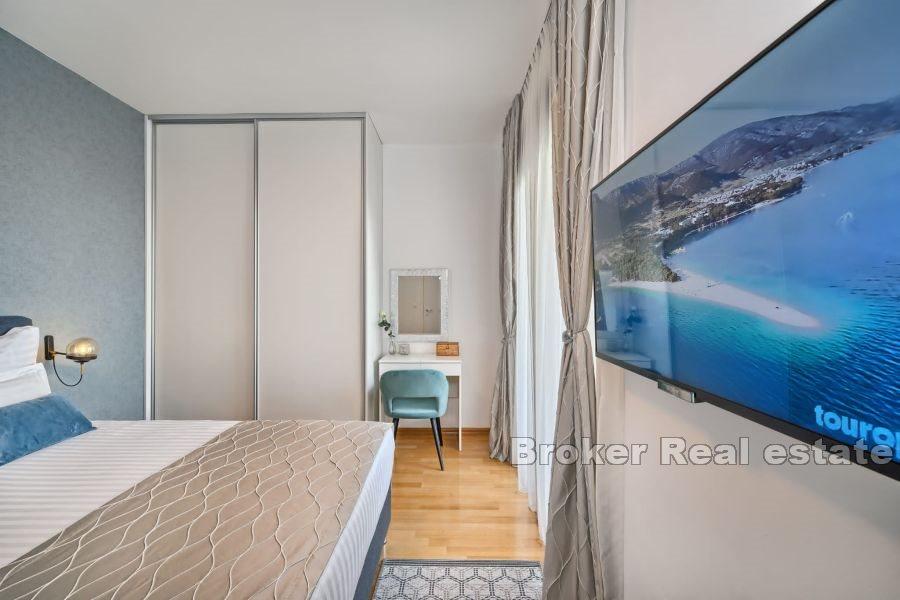 Luxury villa with heated pool