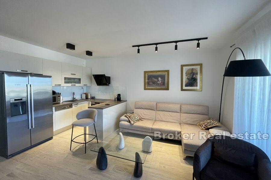 Two-bedroom apartment with sea view