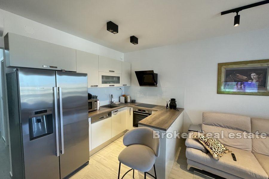 Appartamento Bilocale con Vista Mare