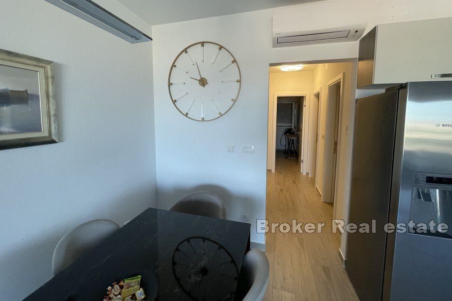 Appartamento Bilocale con Vista Mare