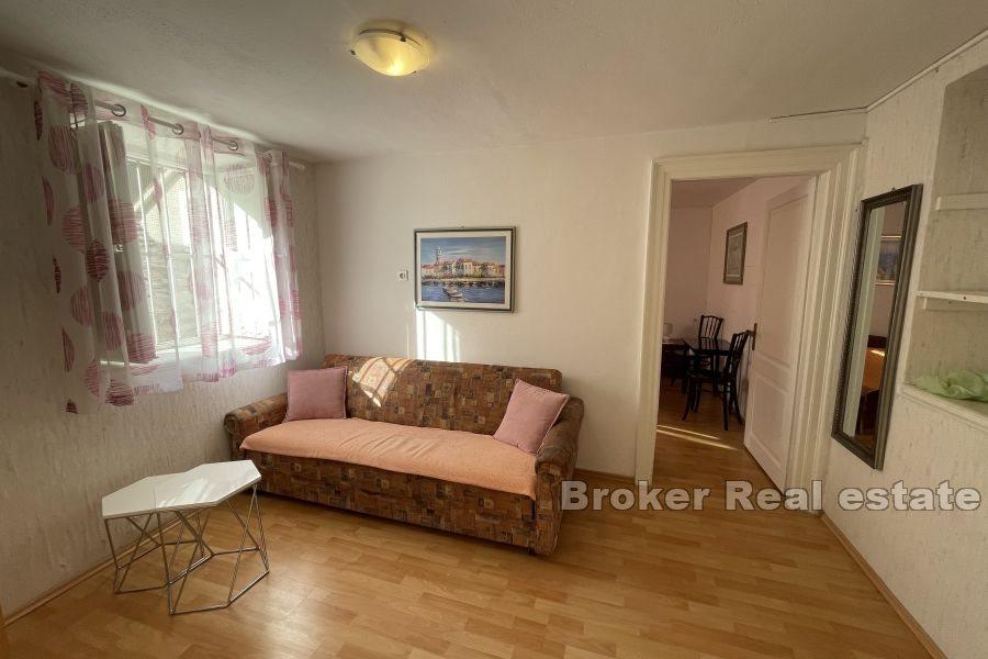 One-room apartment in the city center