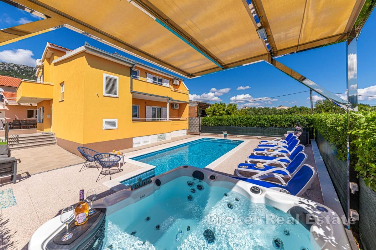 Villa med pool