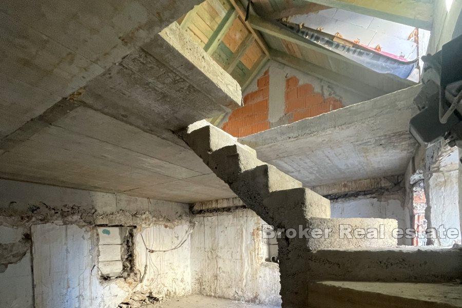 Varoš - Stone house for renovation