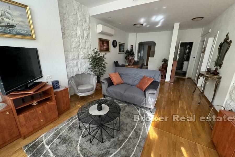 Meje – Apartment mit zwei Schlafzimmern im Erdgeschoss eines Privathauses