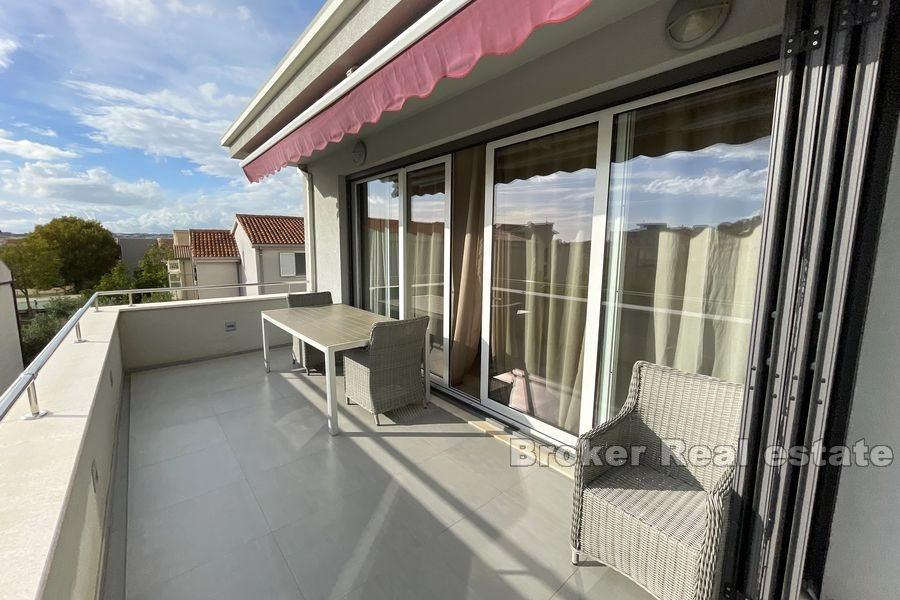 Vakker tre-roms duplex leilighet