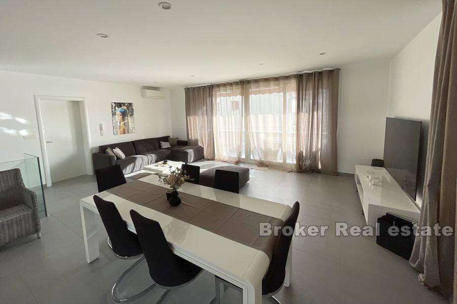 Beautiful three-bedroom duplex apartment