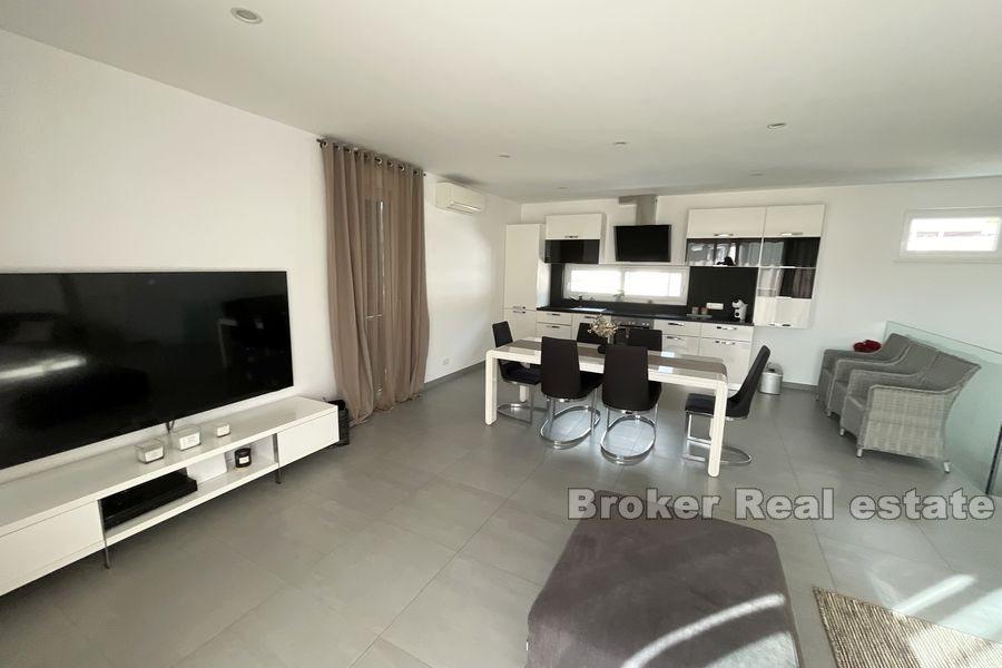 Beautiful three-bedroom duplex apartment