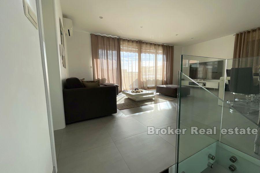 Beautiful three-bedroom duplex apartment