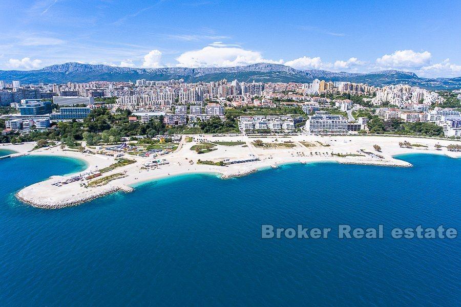 Žnjan, Dvoupokojový apartmán s otevřeným výhledem na moře