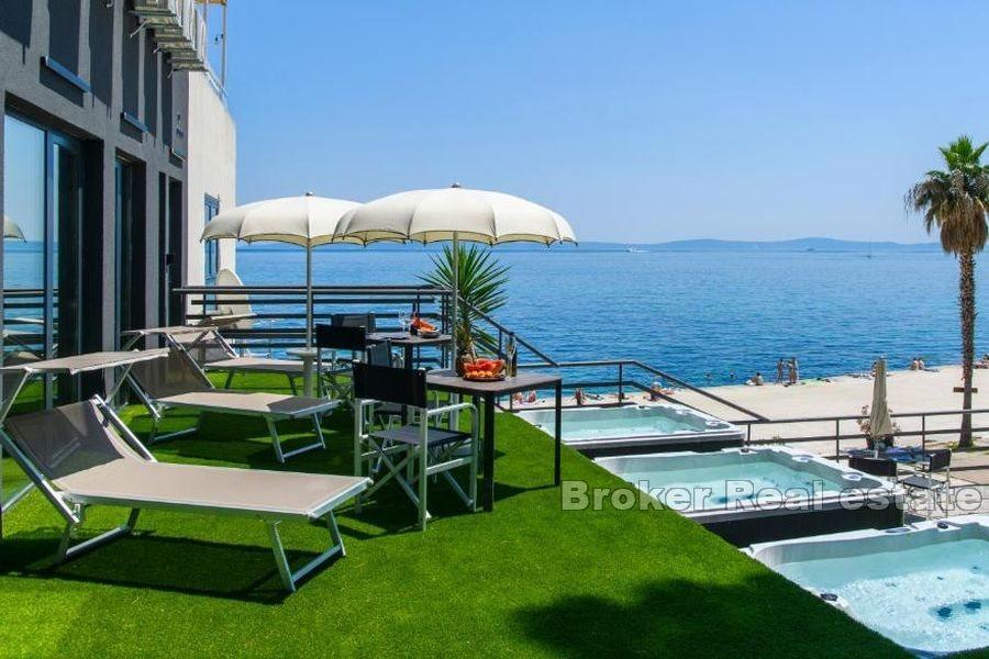 Bačvice  - Luxuszimmer, erste Reihe zum Meer