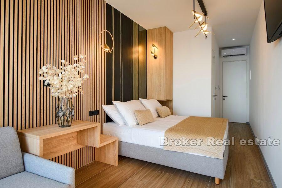 Bačvice - Luxuszimmer, erste Reihe zum Meer