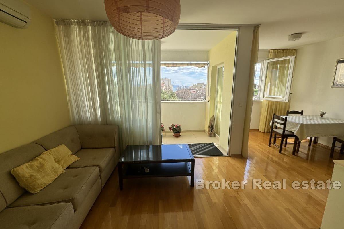 Sunny two-room apartment