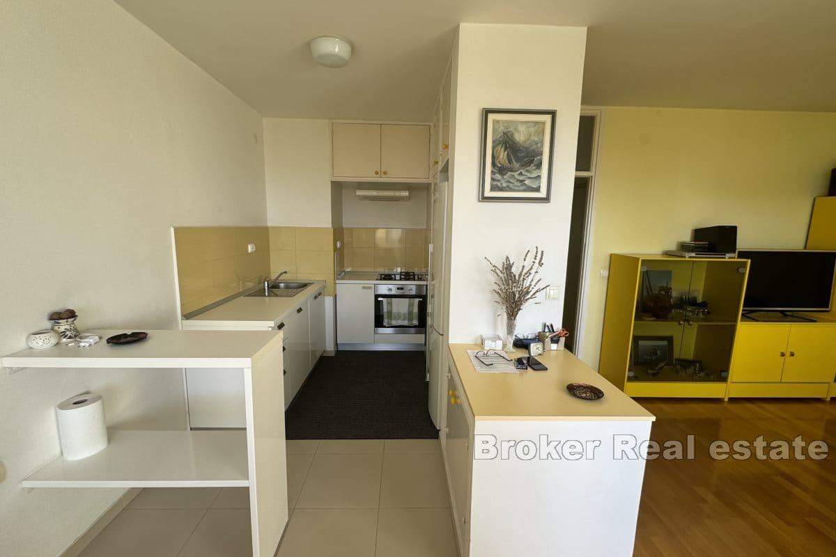 Sunny two-room apartment