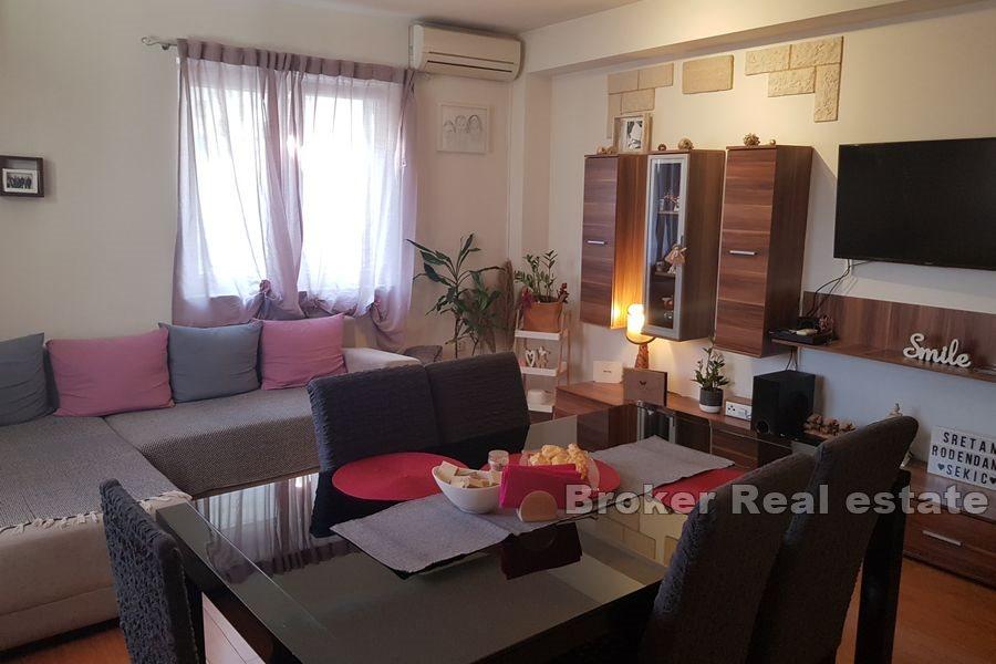 Comfortable three bedroom apartment