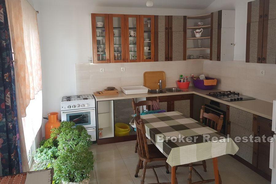 Apartmánový dům s výhledem na moře