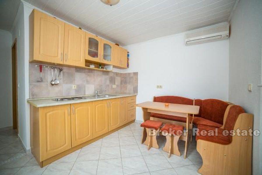 Apartmanska kuća