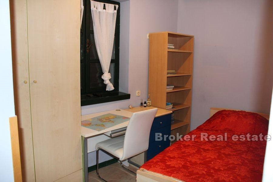 Kamienny dom w centrum