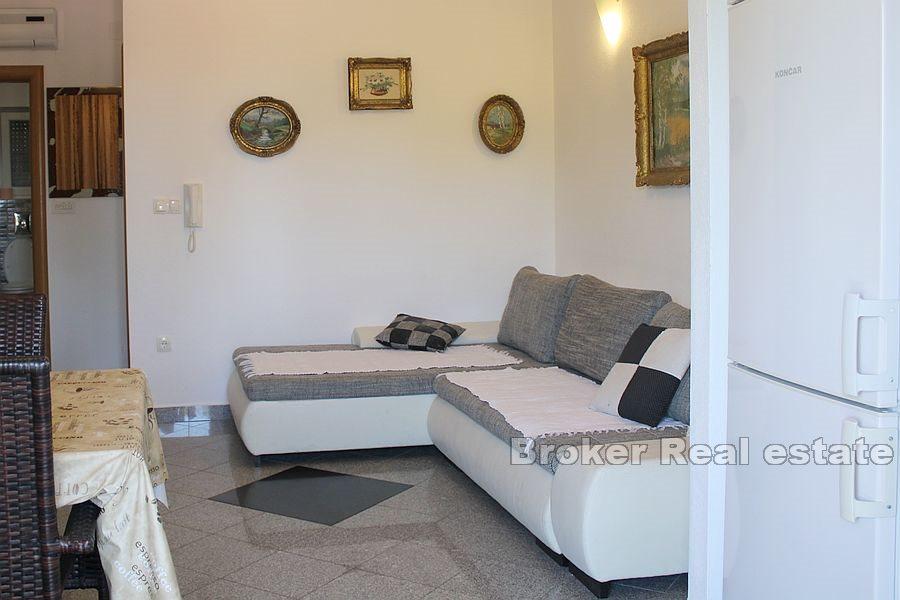 Многоквартирный дом у моря