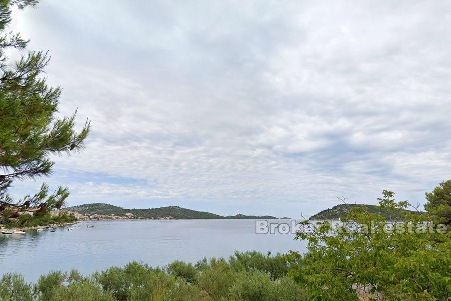 Building plot with sea view