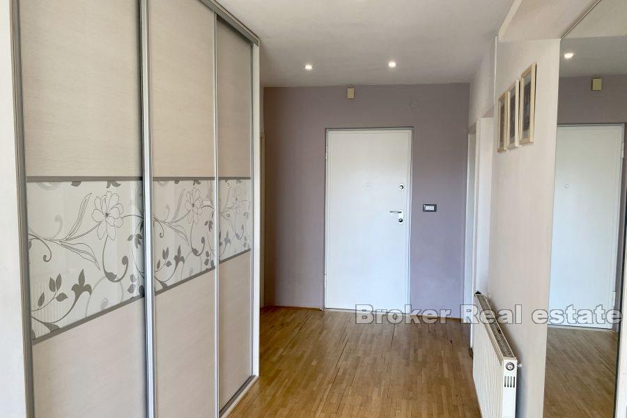 Blatine - Przestronne mieszkanie w świetnej lokalizacji