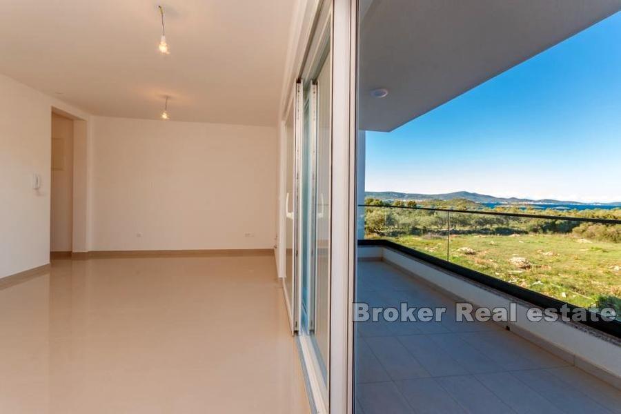 Two-bedroom apartment with sea view