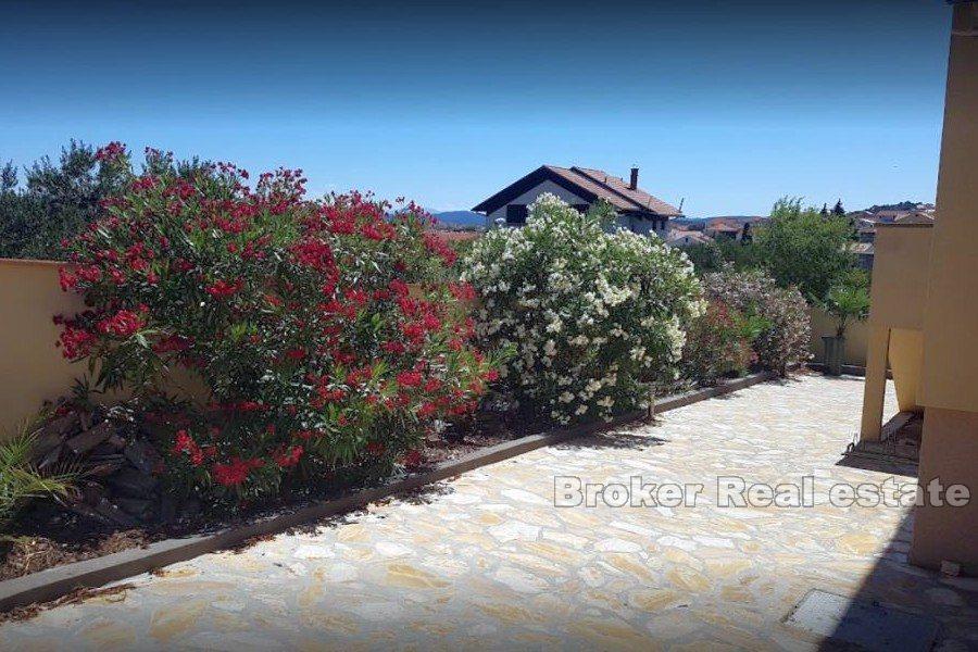 Apartment with sea view