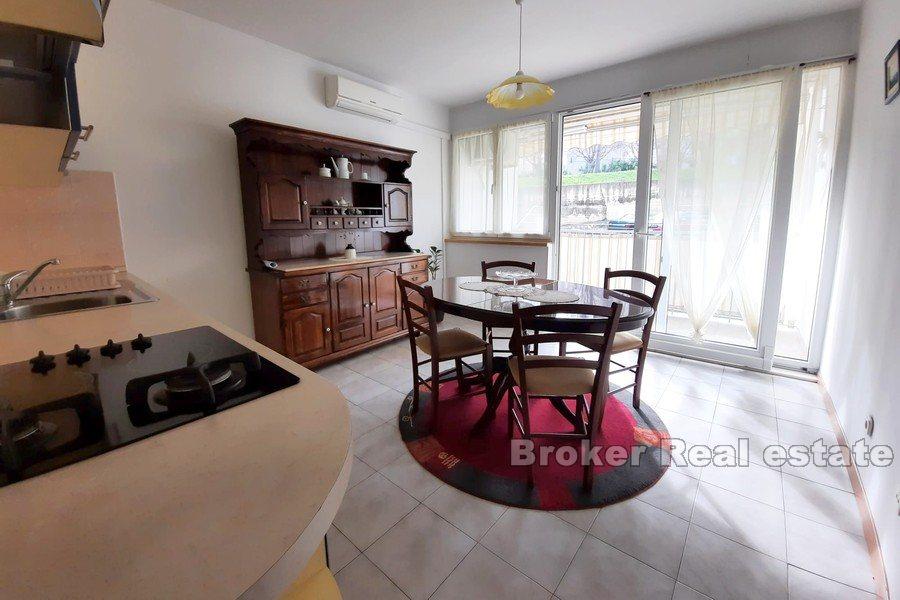 Kocunar, spacious one-bedroom apartment