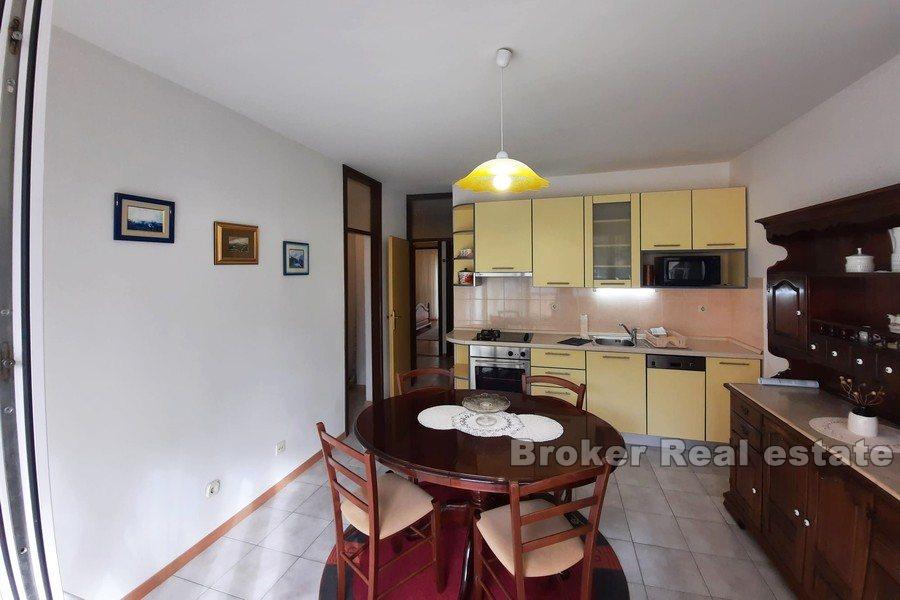 Kocunar, spacious one-bedroom apartment
