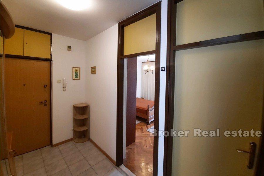 Kocunar, prostorný byt s jednou ložnicí