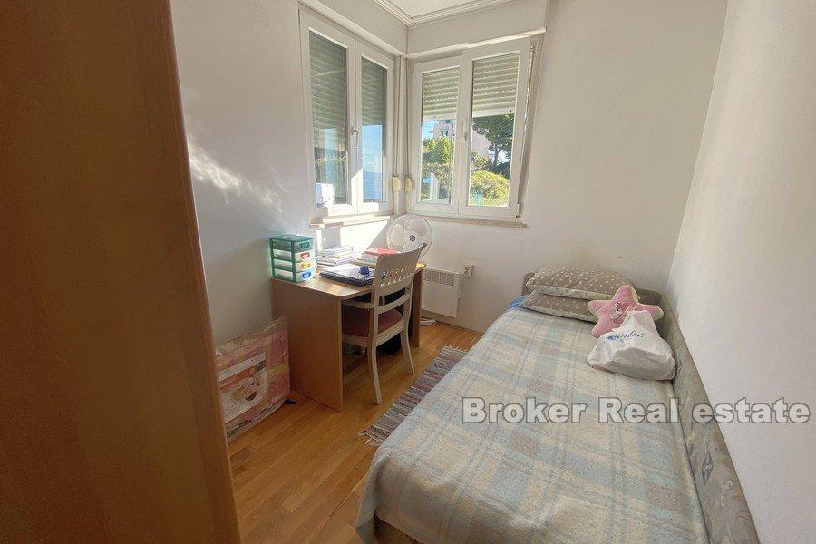 Žnjan, třípokojový apartmán s výhledem na moře