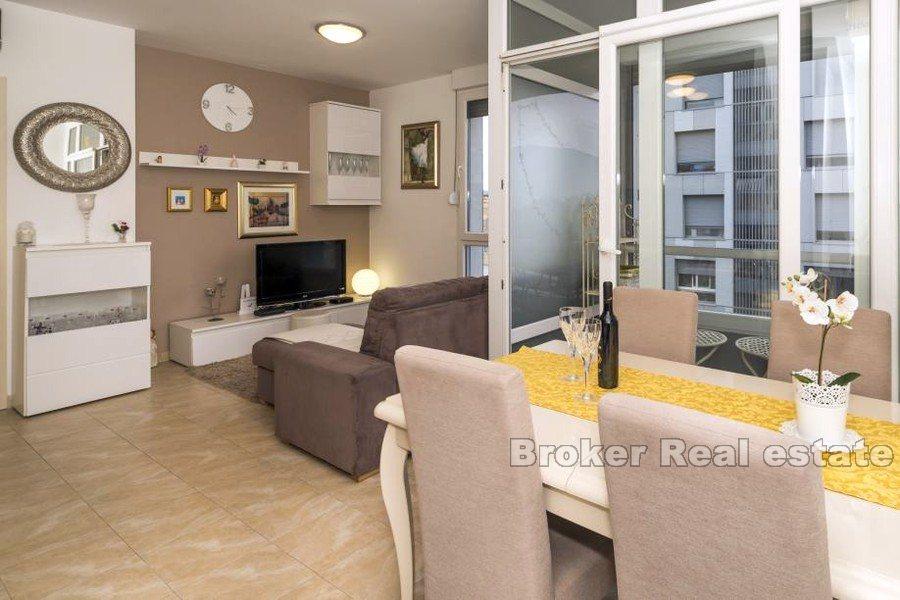 Sukoišan, two-bedroom apartment near city center