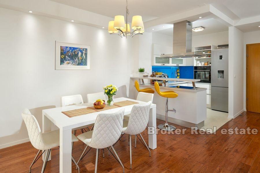 Meje, luxury three-bedroom apartment