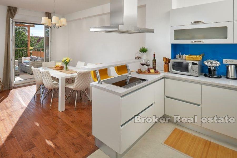 Meje, luxury three-bedroom apartment