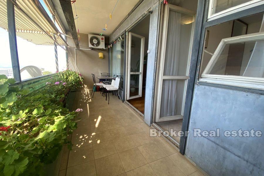 Trstenik, romslig to-roms leilighet