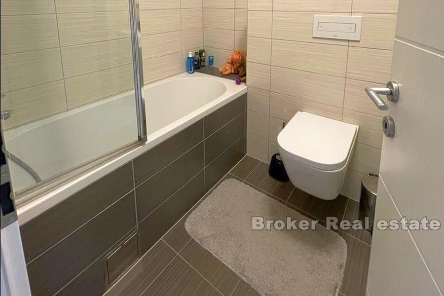 Сусидар, трехкомнатная квартира