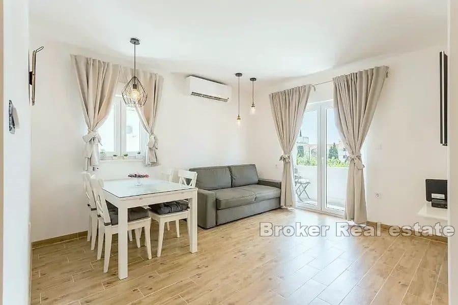 Zenta, modern eingerichtete Wohnung im Erdgeschoss