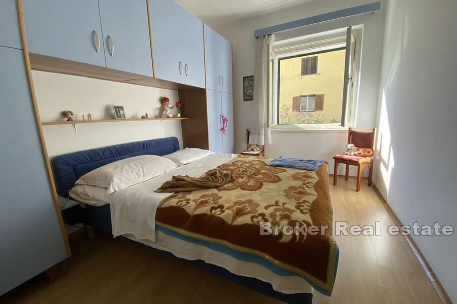 Lovret, appartamento con due camere da letto