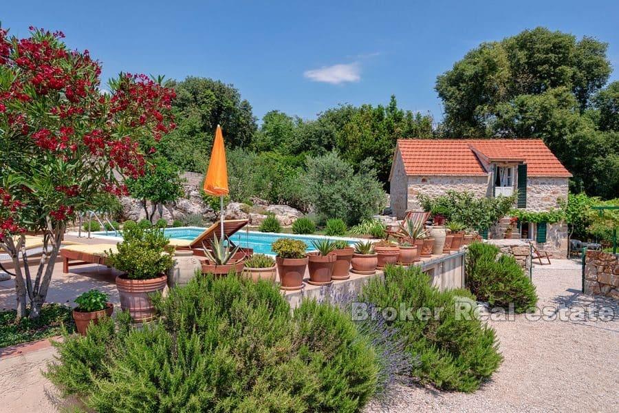 Mediterranean villa with pool
