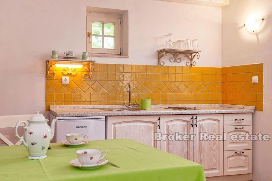 Středomořská vila s bazénem