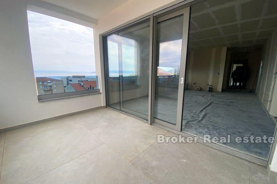 Apartment mit drei Schlafzimmern und Meerblick