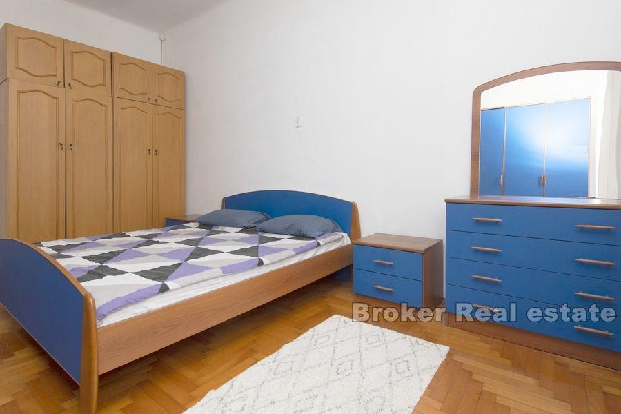 Dobri, Attraktiv leilighet i det bredere sentrum