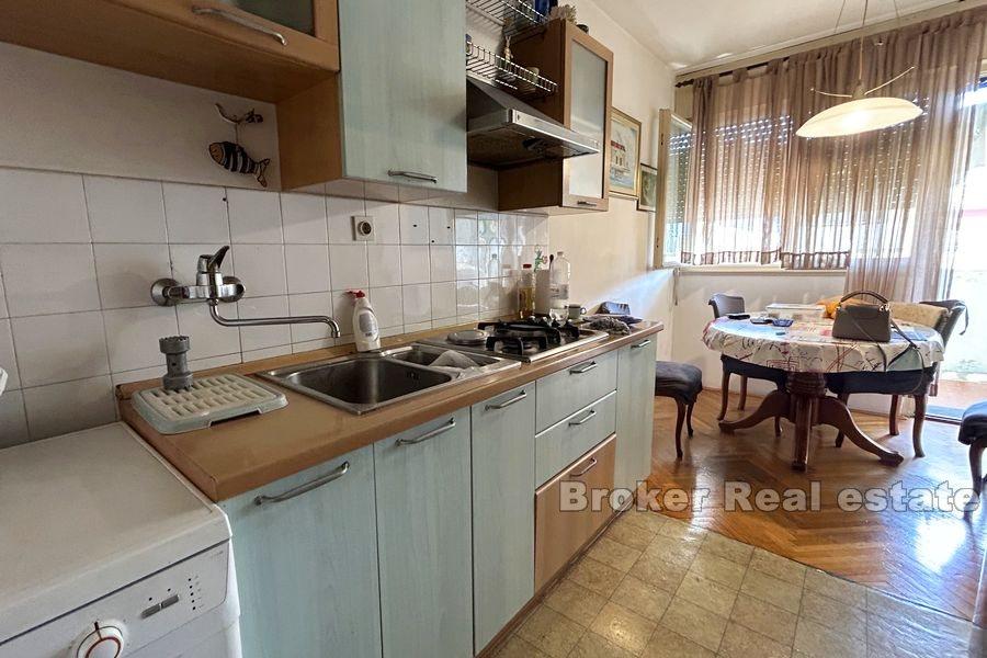 Sukoišan - Appartement de deux chambres dans un emplacement attrayant