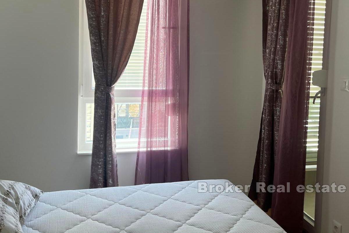 Modernly furnished one-bedroom apartment