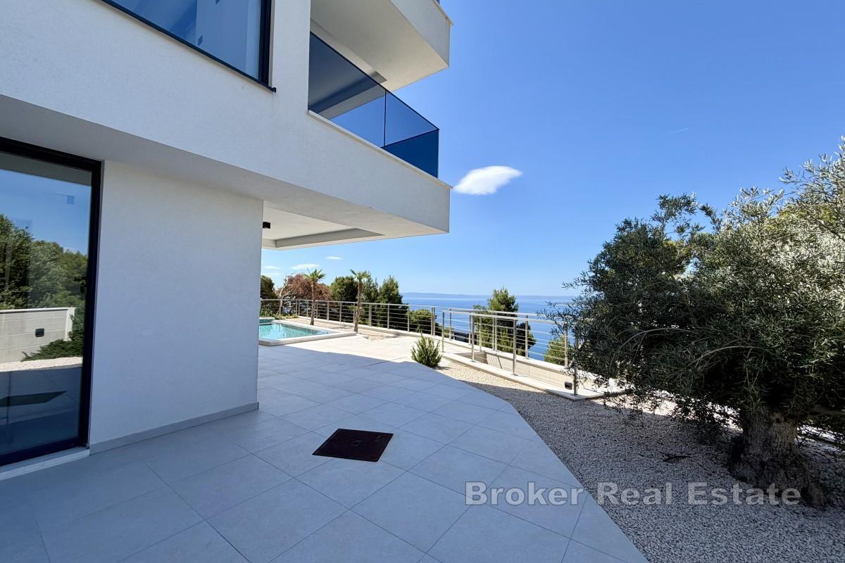 Luxushaus mit Pool und Meerblick