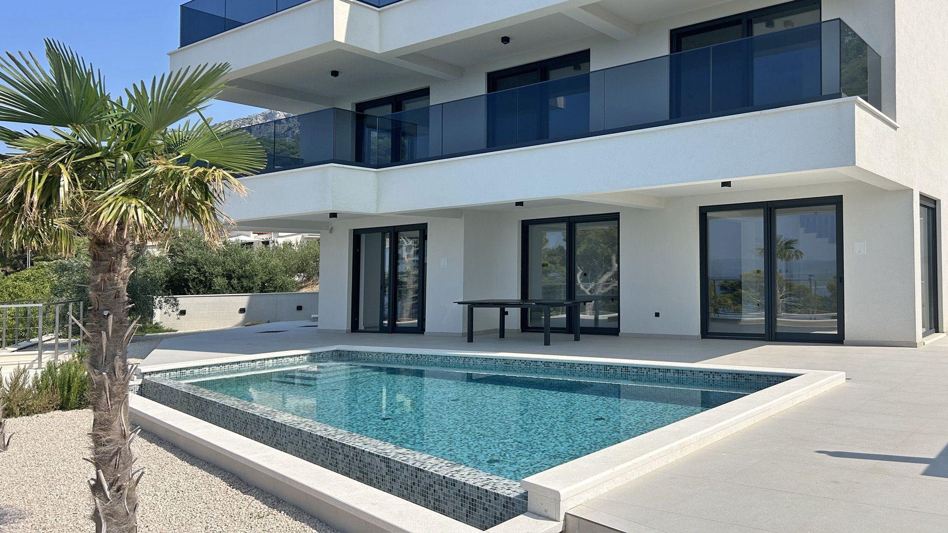 Maison de luxe avec piscine et vue mer