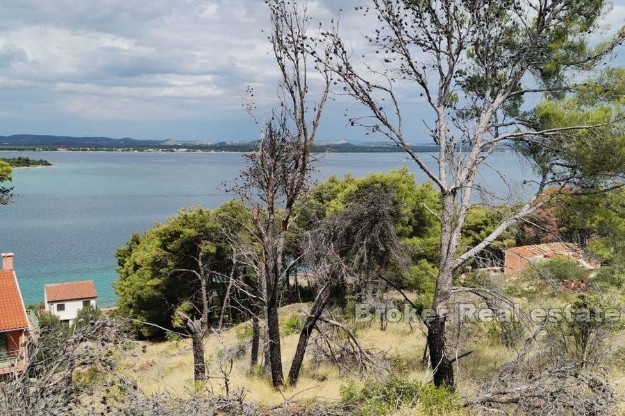 Building land with open sea view