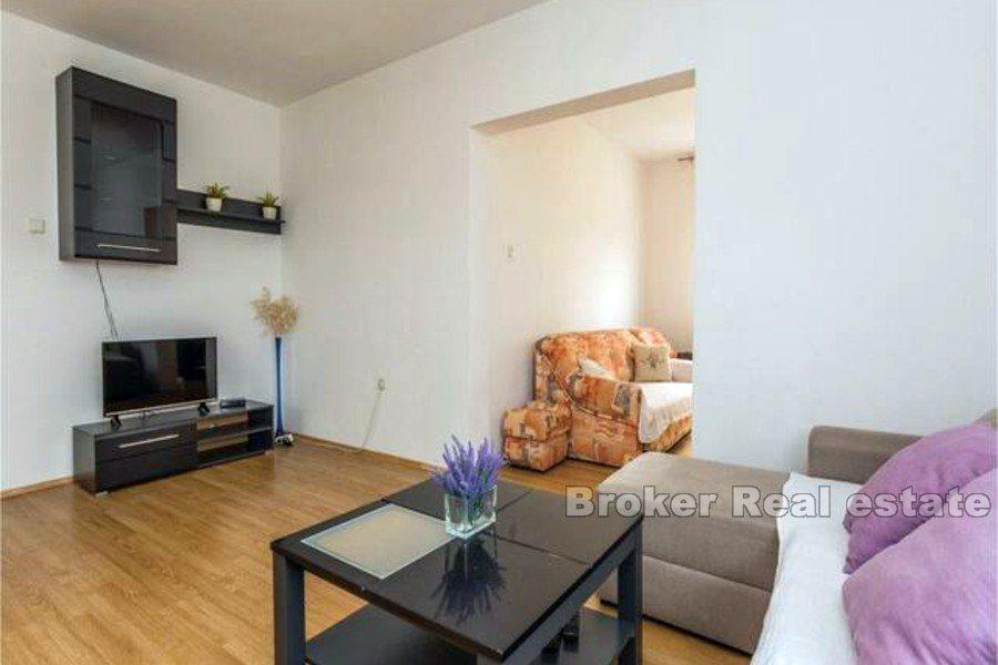 Dům s prostornou zahradou